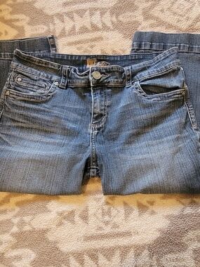 Kut  Blue Denim Capris